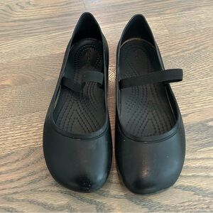 3/15❤️CROCS Black Mary Jane